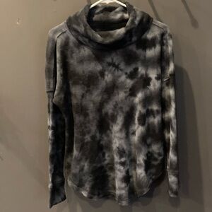 Anthropologie gray and black tie dye turtleneck waffle knit size small top GUC